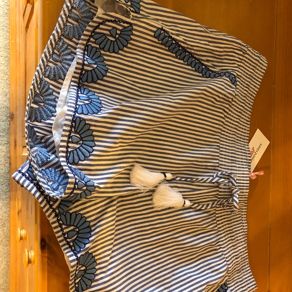 Vineyard vines shorts